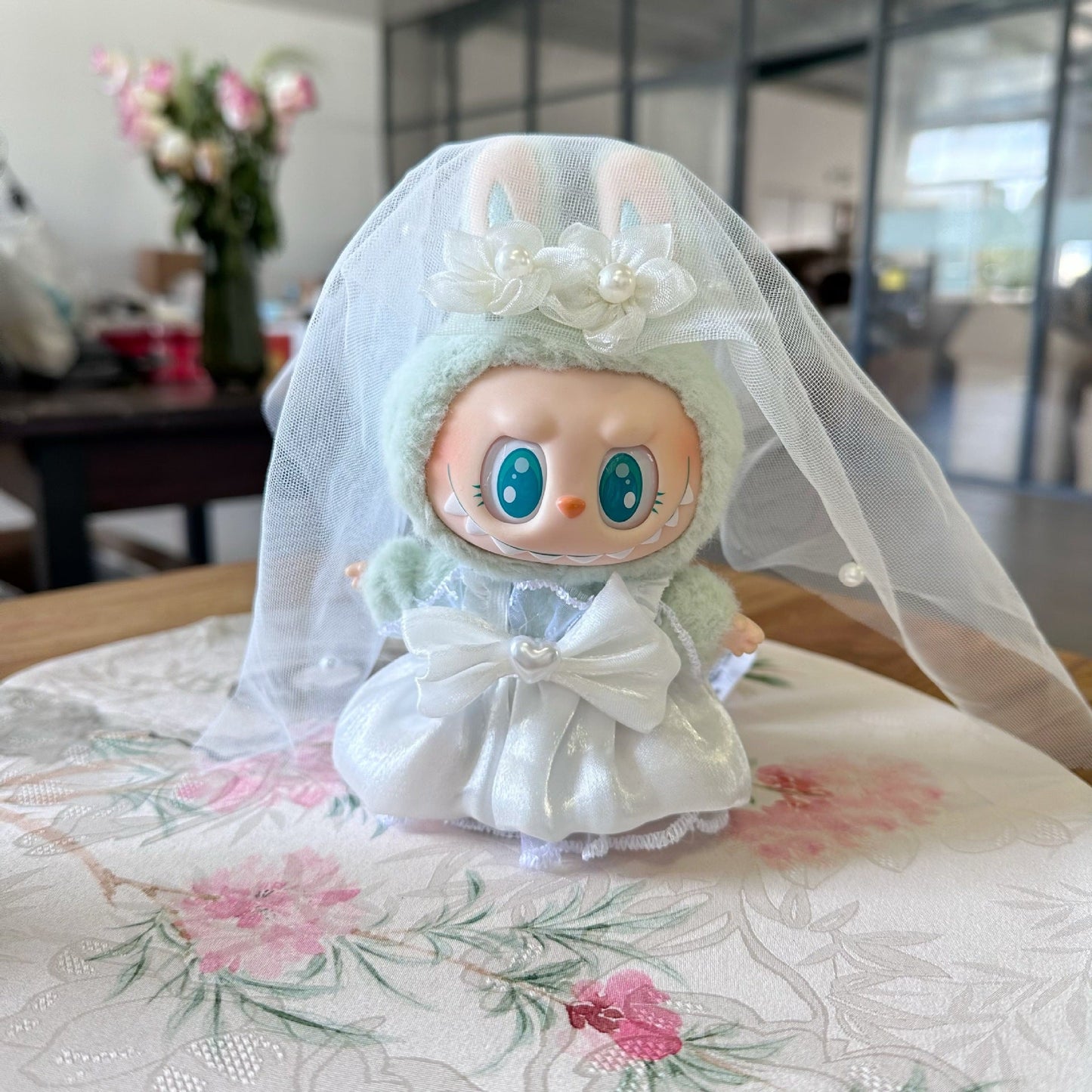 Outifts de Boda para Labubu